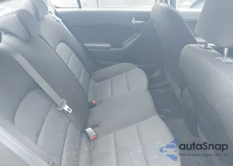 2014 Kia Forte Lx z USA, uszkodzony, nr VIN KNAFK4A63E5185389